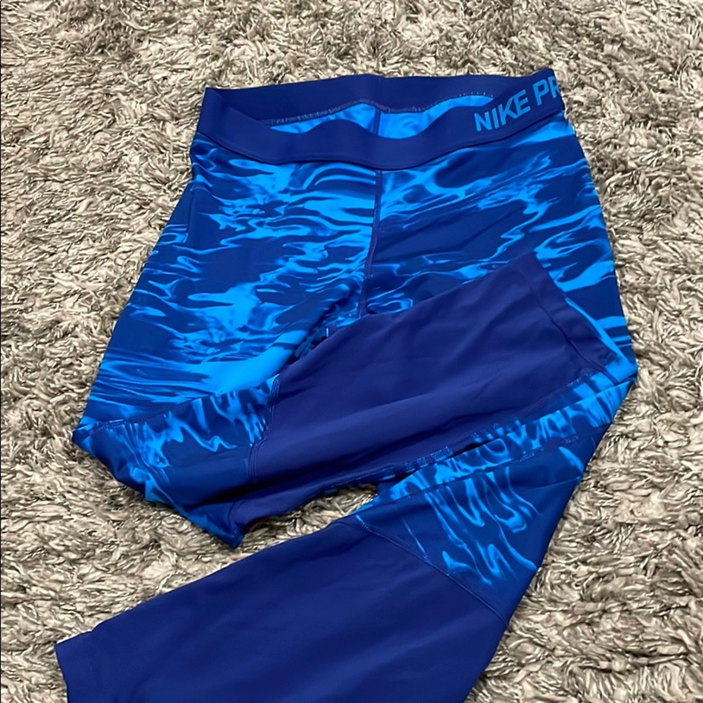 nike pro workout leggings